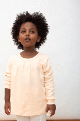 Super soft peach scoop neck tee for girls in organic cotton interlock